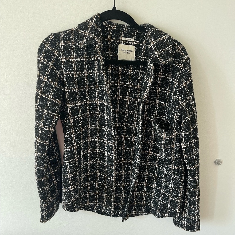 Abercombie Oversized Black and White Tweed Jacket